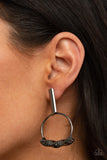 Paparazzi Set Into Motion - Earrings Black Box 106