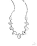 Paparazzi Royal Ready - Necklace White - Box 11