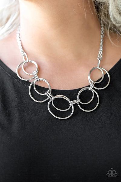 Paparazzi Urban Orbit - Necklace Silver Box 7