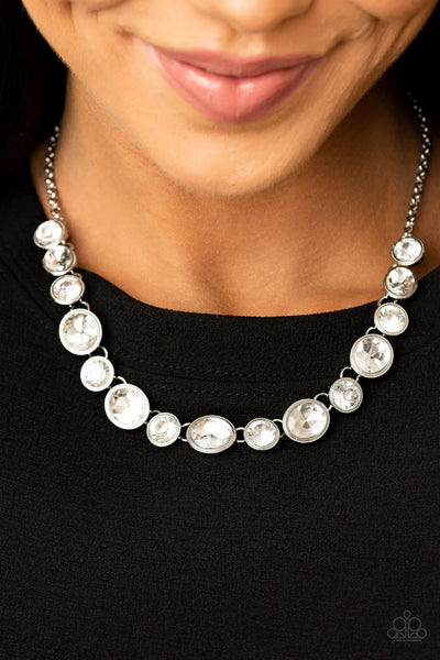 Paparazzi Girls Gotta Glow - Exclusive Necklace White Box 7