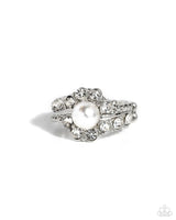 Paparazzi Titanic Tango - Ring White Box 7