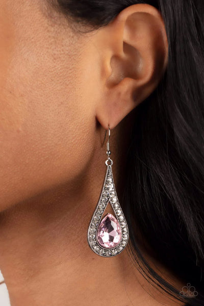 Paparazzi A-Lister Attitude - Iridescent Earrings Pink Box 11