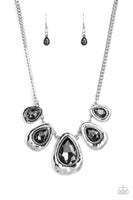 Paparazzi Formally Forged - Necklace Silver Box 142