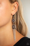 Paparazzi Medallion Mecca - Earrings White Box 70