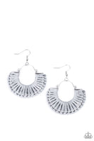 Paparazzi Threadbare Beauty - Earrings Silver Box 106