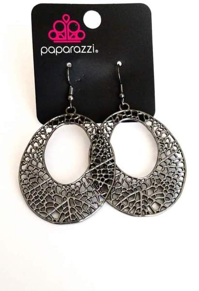 Paparazzi Serenely Shattered - Earrings Black Box 84