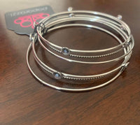 Paparazzi Flawlessly Floral - Exclusive Bracelet Blue Box 11