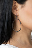 Paparazzi OVAL-ruled! - Earrings Black Box 124