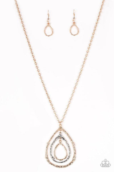 Paparazzi Going For Grit - Necklace Rose Gold Box 44