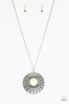 Paparazzi Chicly Centered - Necklace Green Box 142