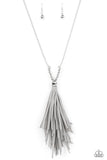Paparazzi A Clean Sweep - Necklace Silver Box 89