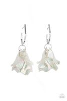 Paparazzi Jaw-Droppingly Jelly - Earrings Silver Iridescent Box 128