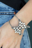 Paparazzi Pleasantly Plains - Bracelet White Box 121