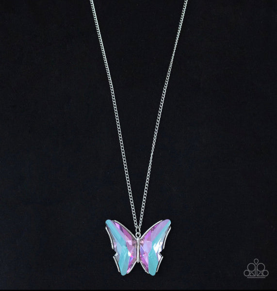 Paparazzi The Social Butterfly Effect- Necklace Purple Iridescent UV Box 143