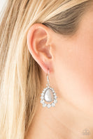 Paparazzi Regal Renewal - Earrings Silver Box 12