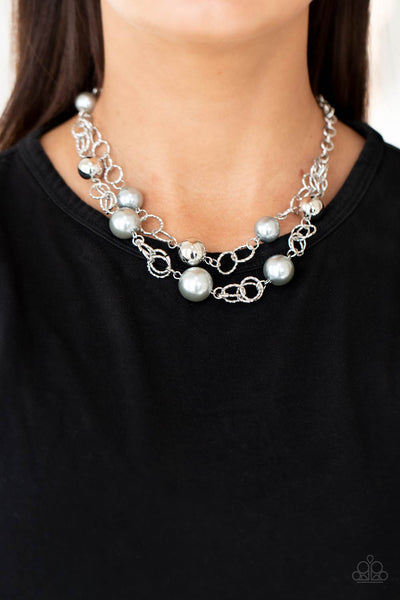 Paparazzi New Age Knockout - Necklace Silver Box 117