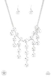 Paparazzi Blockbuster Spotlight Stunner - Necklace White Box 118